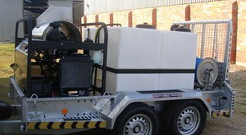 Trailer-mounted cleaning system