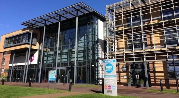 Brayborne re-awarded Southampton campus cleaning contract