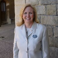 Lorraine Dale