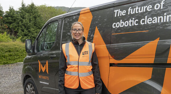 Robert Scott launches new cobotics cleaning division