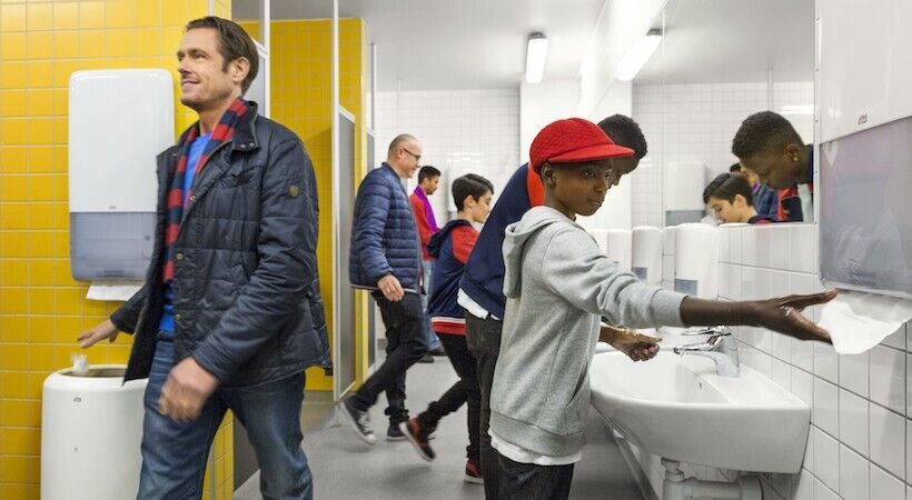 The summer holiday washroom