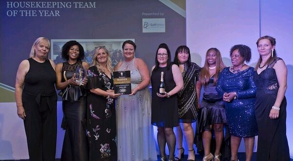 Over 300 enjoy UKHA Summer Ball and awards